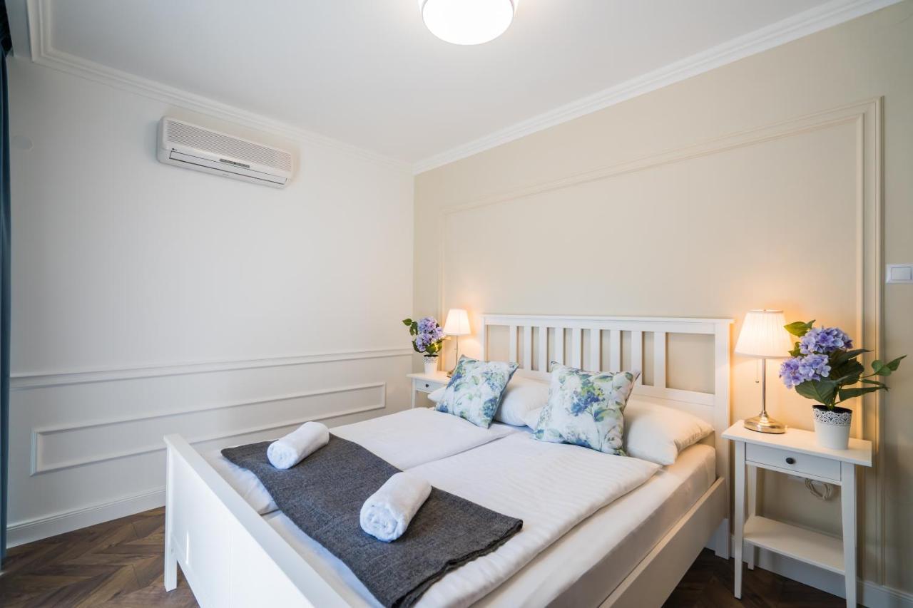 Csenge Villa Siofok Bagian luar foto
