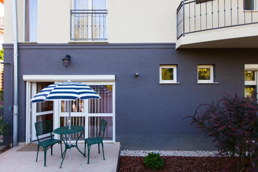 Csenge Villa Siofok Bagian luar foto
